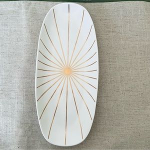 Potter’s Studio crafted ceramics gold strips 12 inch oval tray